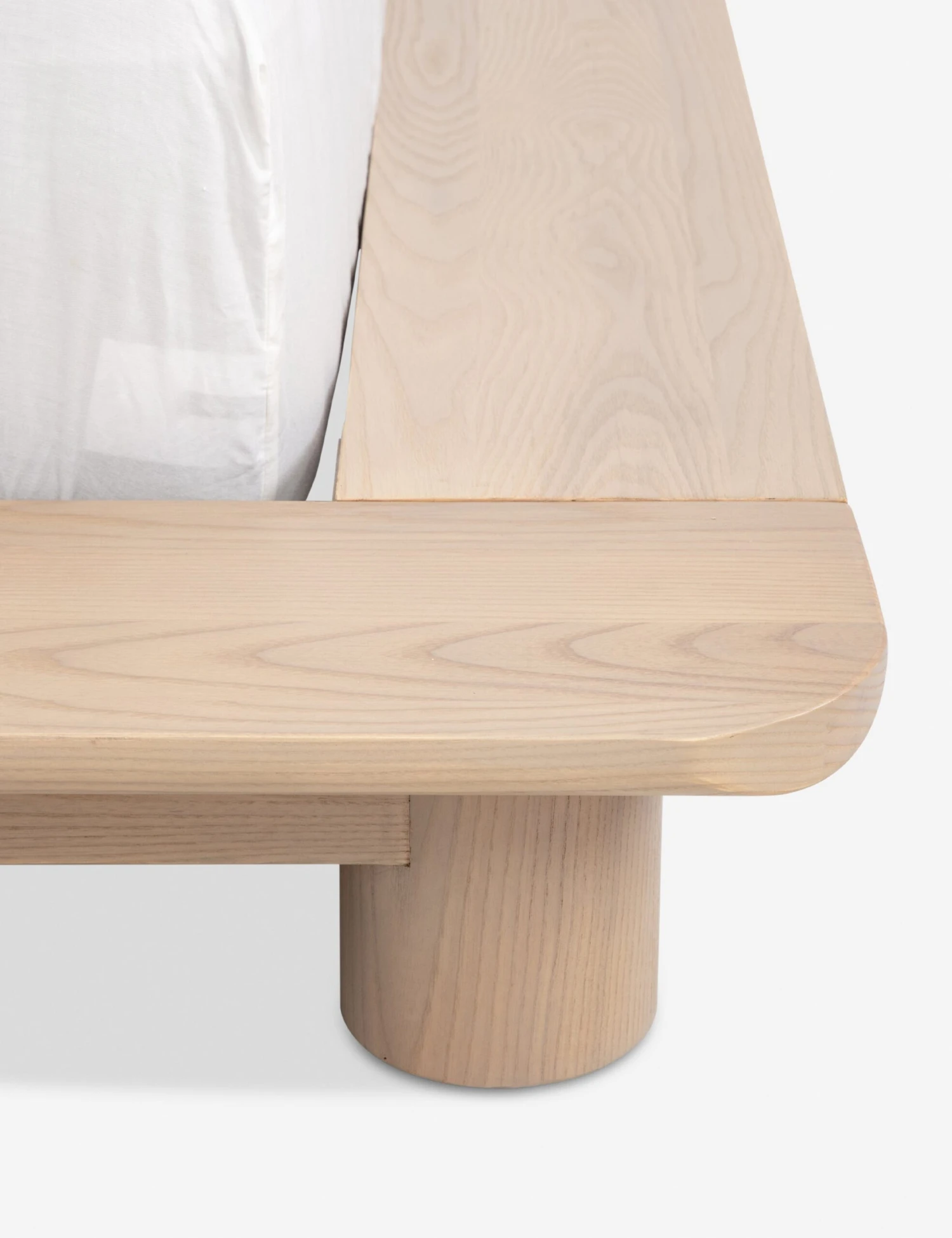 Kiral Platform Bed By Sun At Six 5 Kiral Platform Bed By Sun At Six - Image 5