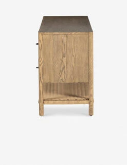 Laird Media Console -Lulu and Georgia Store 228834 001 SID 1