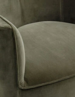 Haynes Accent Chair -Lulu and Georgia Store CH 1001695 VN15 FN LV OC DG DETAIL02 Product