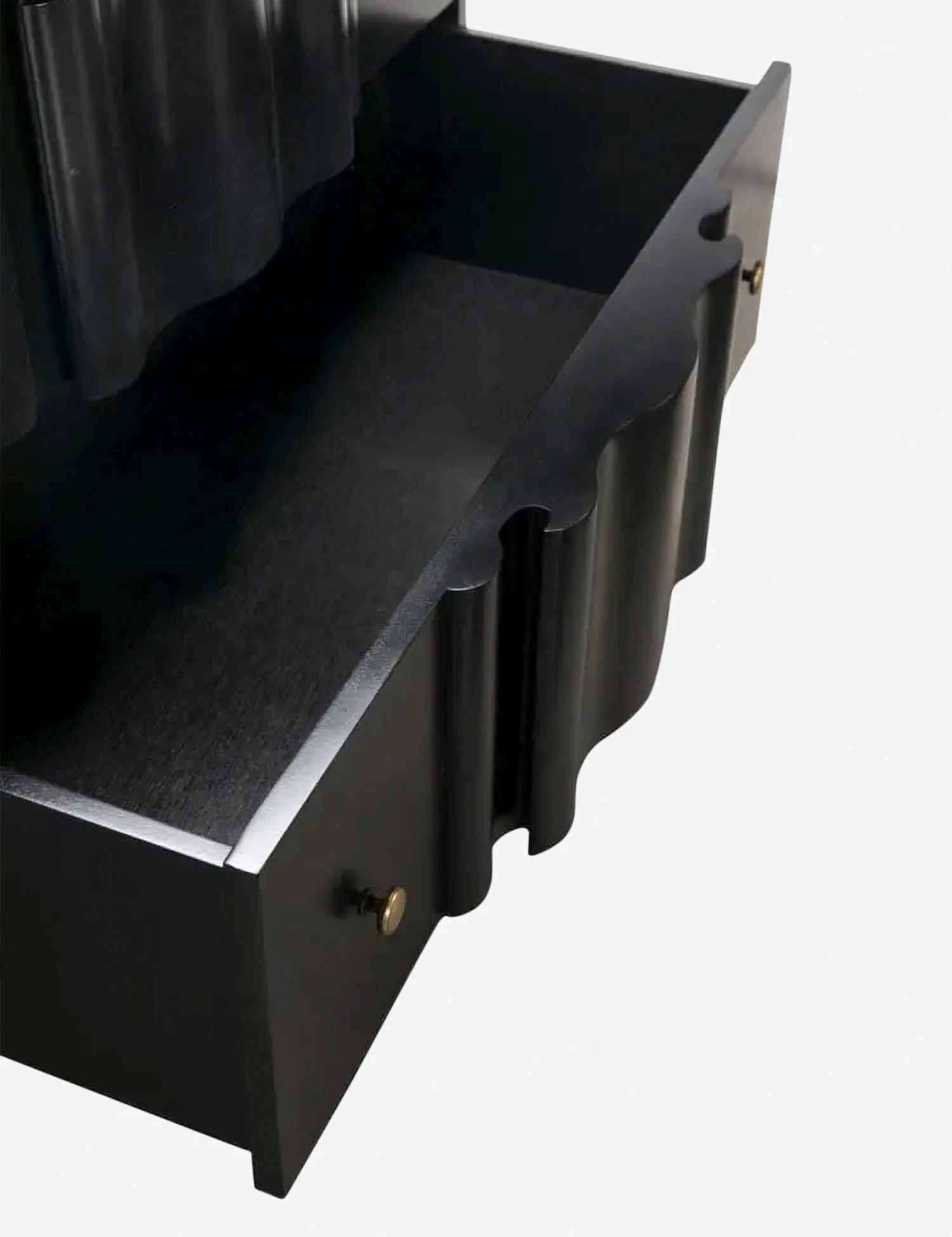 Osanne Dresser 8 Osanne Dresser - Image 8