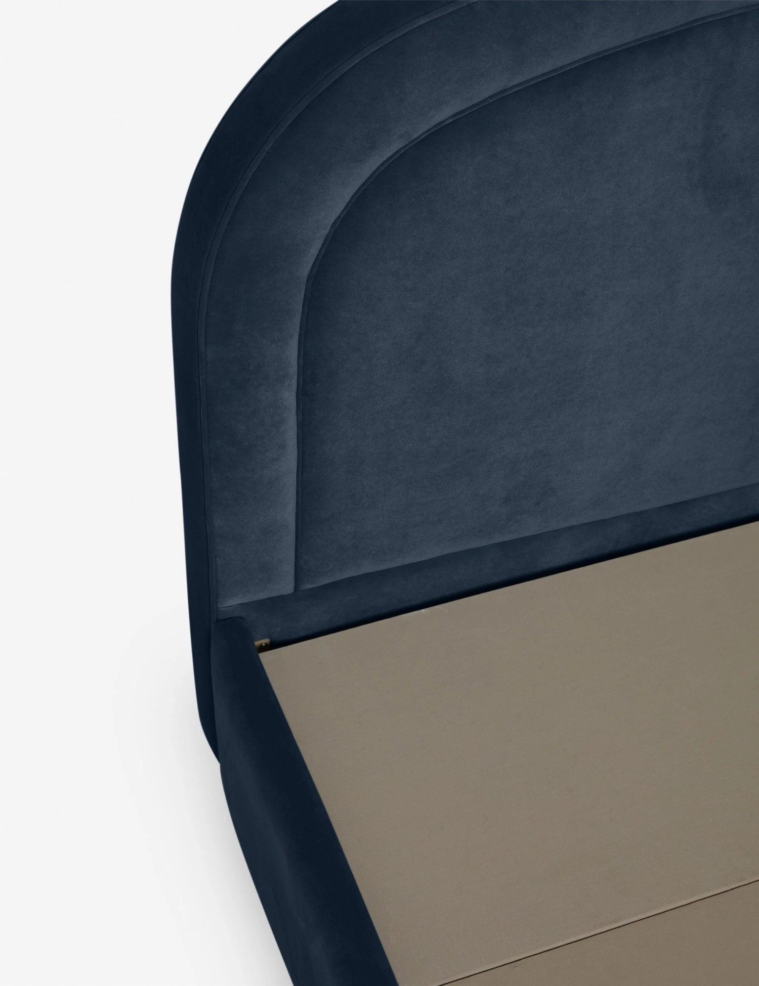 Newbery Platform Bed 8 Newbery Platform Bed - Image 8